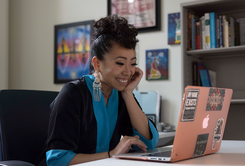 Doctoral candidate and Banks Center graduate assistant Doua Kha